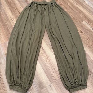 Out From Under High Rise Olive Green Tapered Ballon Pants-Size XS